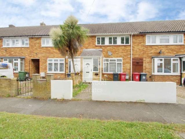 Cottage for rent in Slough