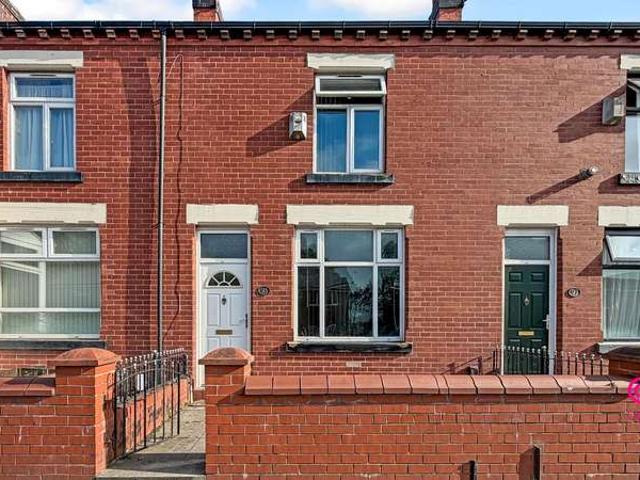 Cottage for sale in Lee Bank, Greater Manchester