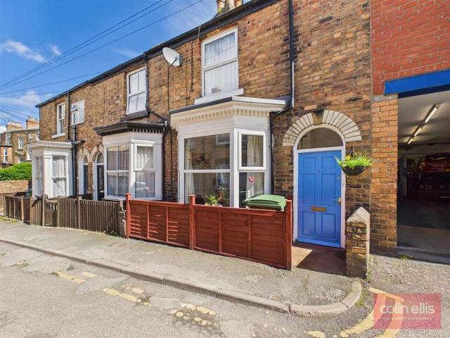 Cottage for sale in South Cliff, Kepwick