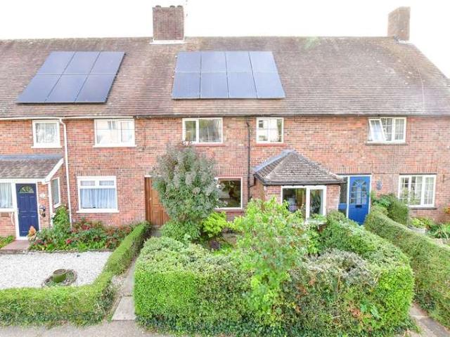 Cottage for sale in Broadbridge, Chichester