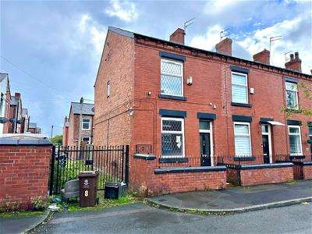 Cottage for sale in Failsworth, Oldham