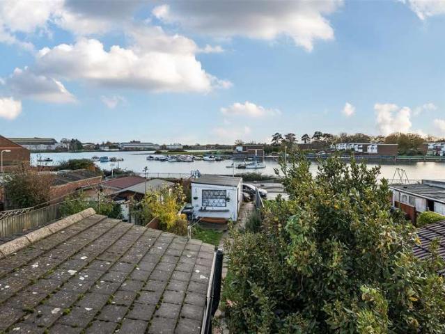 Cottage for sale in Clayhall, Middlecroft