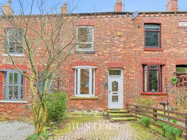 Property for sale in Rhodes, Burnedge