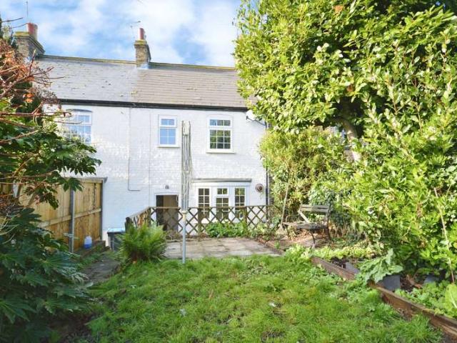 Cottage for rent in Acol