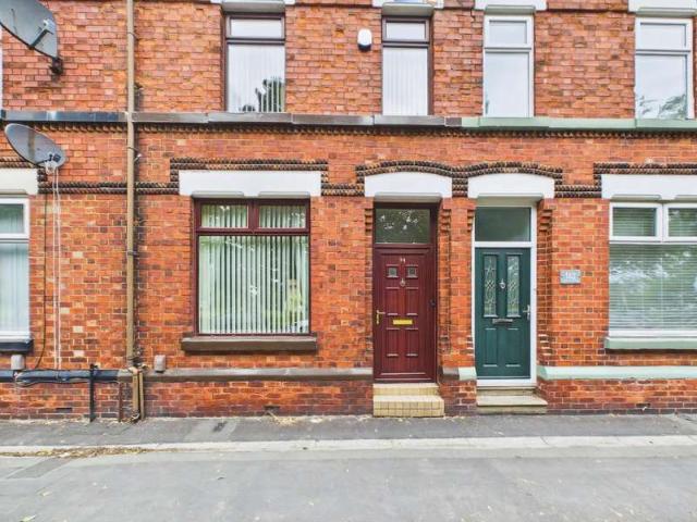 Cottage for sale in Cowley Hill, St Helens