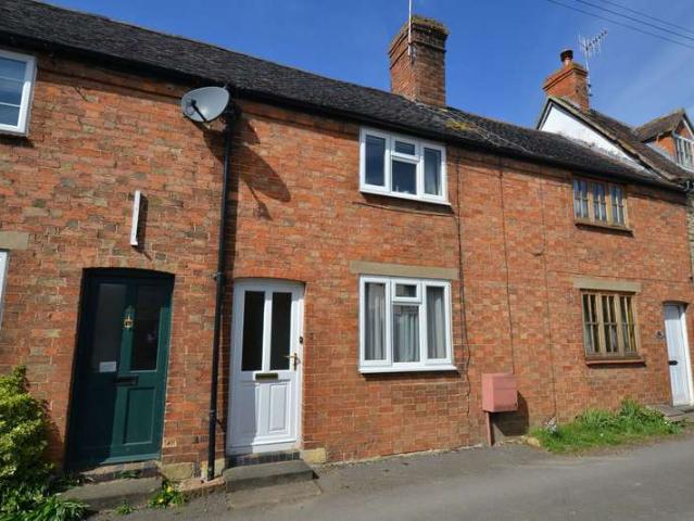Cottage for sale in Crookhill, Worcestershire