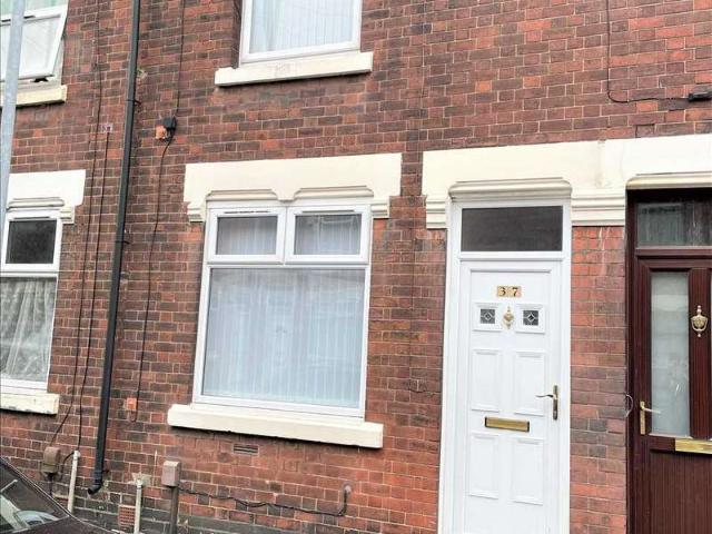 Cottage for rent in Fenton, Stoke-on-Trent