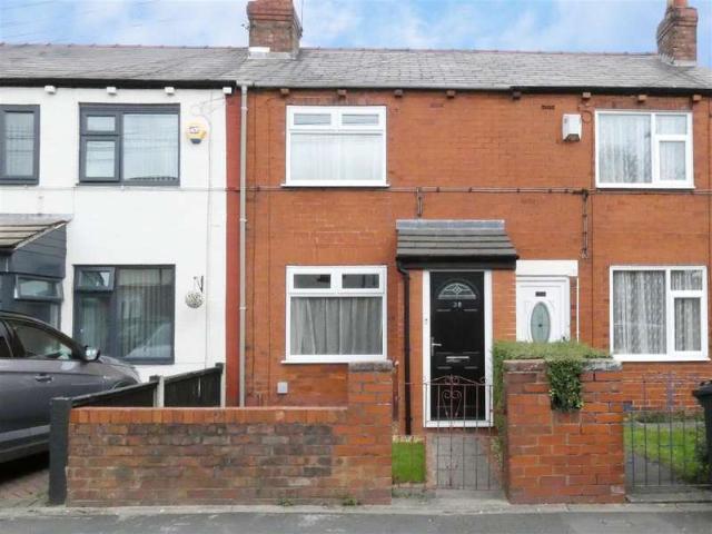 Cottage for sale in Pluckington, Huyton