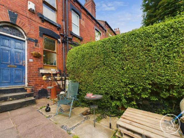 Cottage for sale in Burley, West Yorkshire