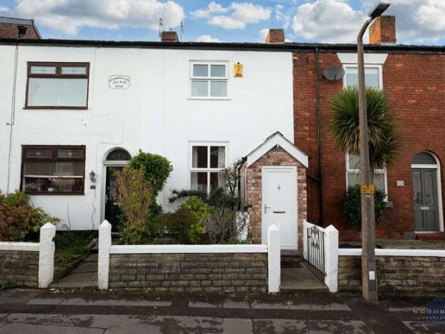 Cottage for sale in Hazel Grove, Greater Manchester