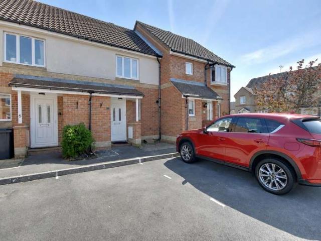 Cottage for sale in Rowner, Middlecroft