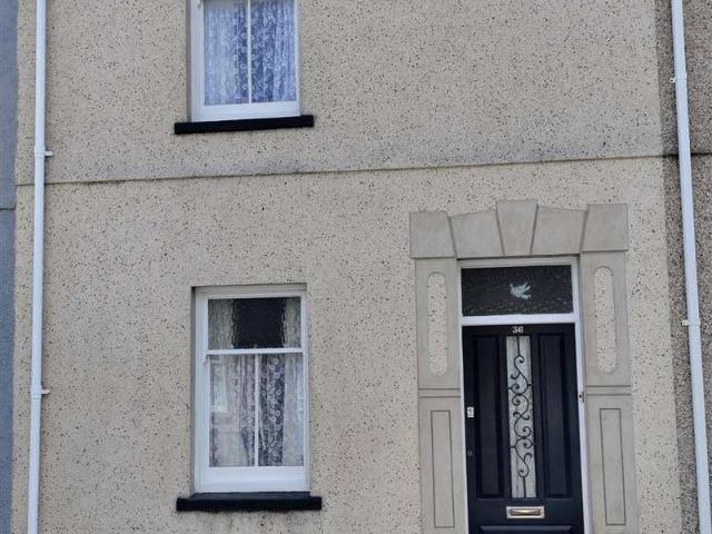 Cottage for sale in Seaside, Llanelli