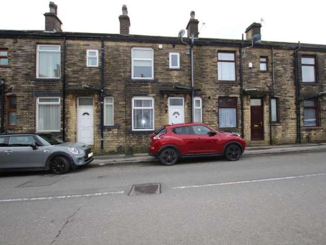 Cottage for rent in Queensbury, West Yorkshire
