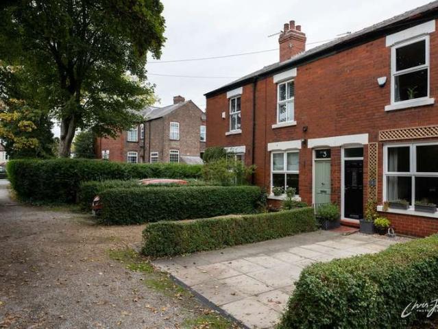 Cottage for sale in Cheadle, Greater Manchester