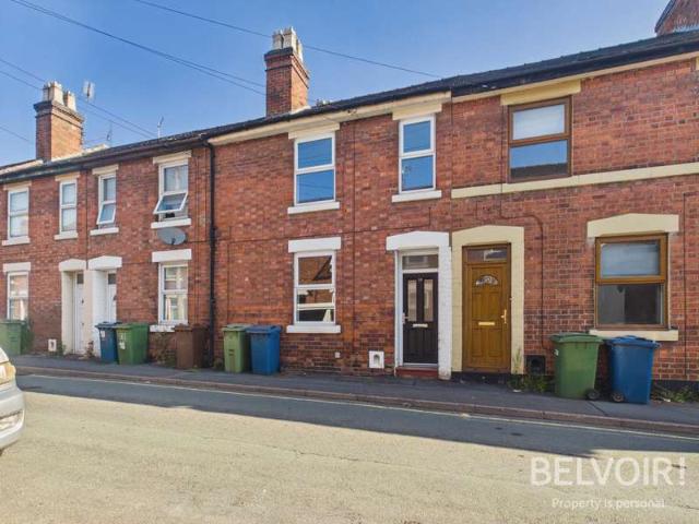 Cottage for rent in Baswich, Staffordshire