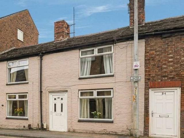 Cottage for sale in Moss Rose, Macclesfield