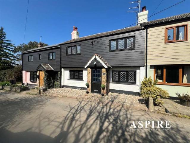 Cottage for sale in North Benfleet, Essex