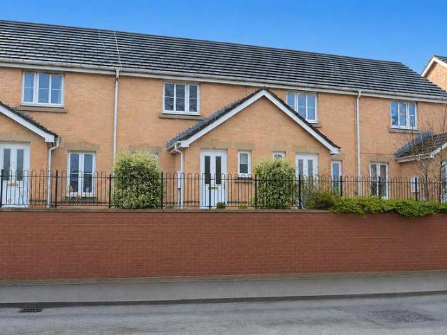Cottage for rent in Bryncae, Wales