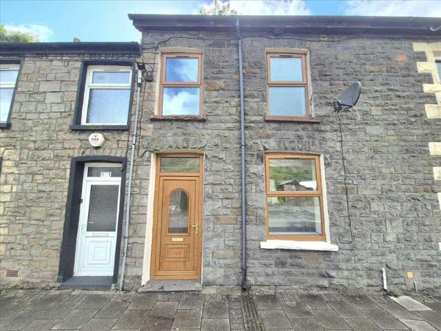 Cottage for sale in Tylorstown, Wales