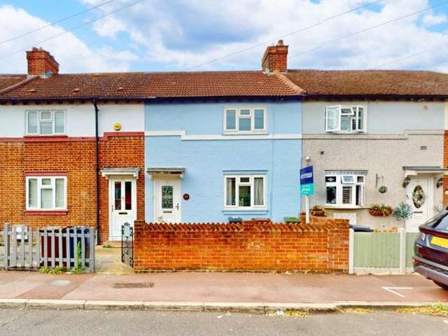 Terraced House for sale in Dagenham, Becontree Heath