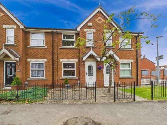Terraced House for sale in Hull, Garden Village