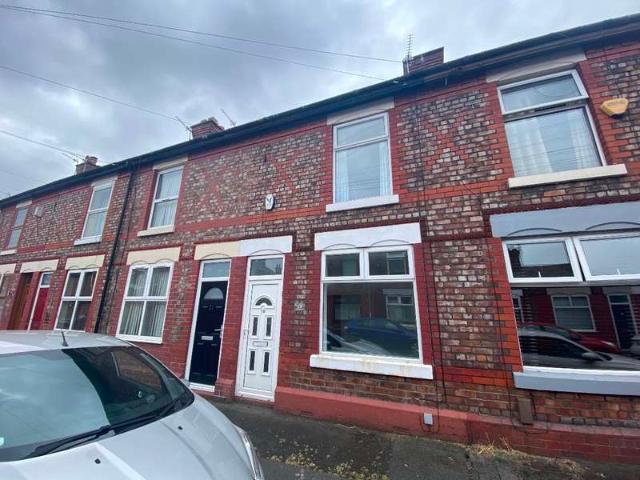 Cottage for rent in Wilderspool, Warrington
