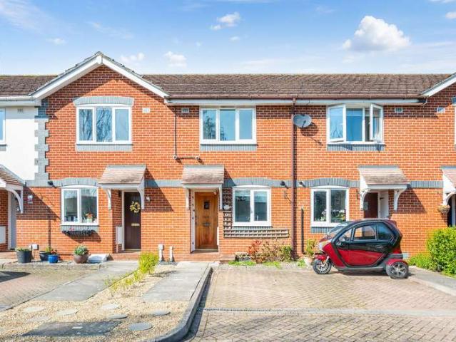 Cottage for sale in Hillview, Surrey