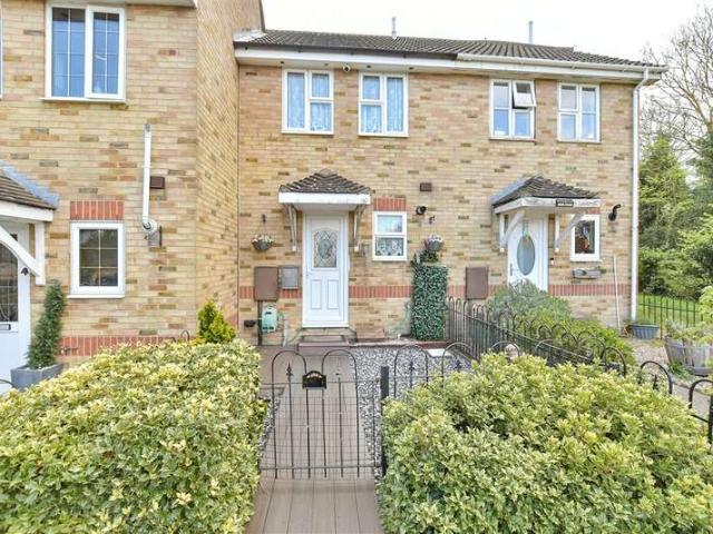 Cottage for sale in Oad Street, Kent