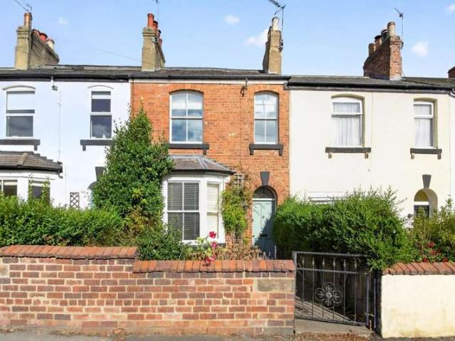 Cottage for sale in Oatlands, Harrogate