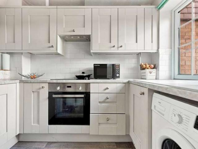 Cottage for sale in Netherfield, Gedling