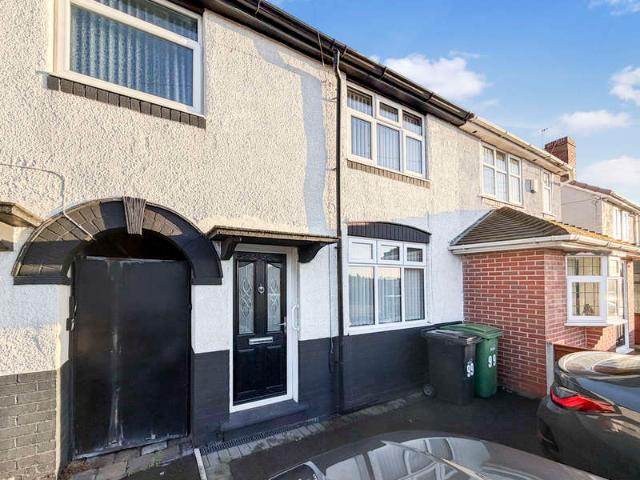 Cottage for sale in The Thorns, Quarry Bank