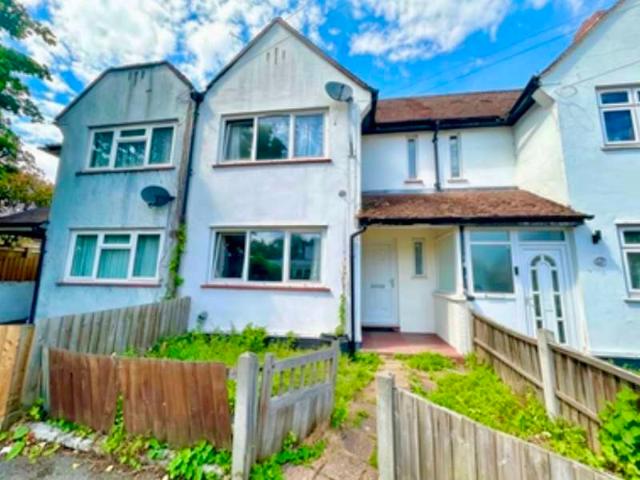 Cottage for sale in London Borough of Newham, Greater London