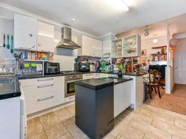 Terraced House for sale in Tottenham