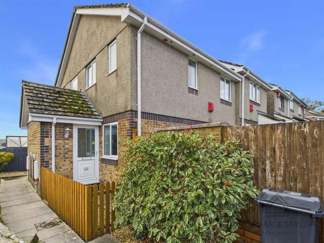 Cottage for sale in Torpoint