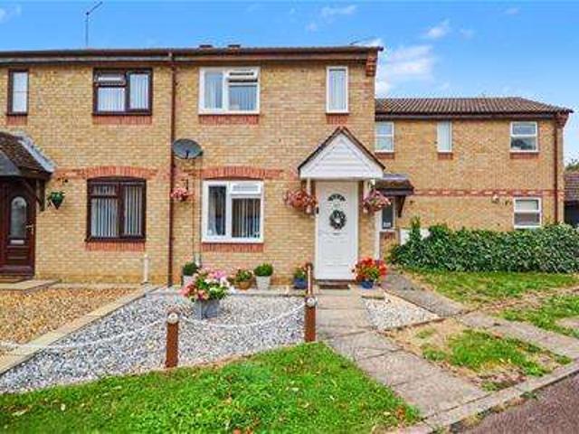 Cottage for sale in Earls Barton