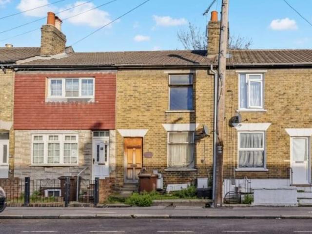 Cottage for sale in Luton, Chatham