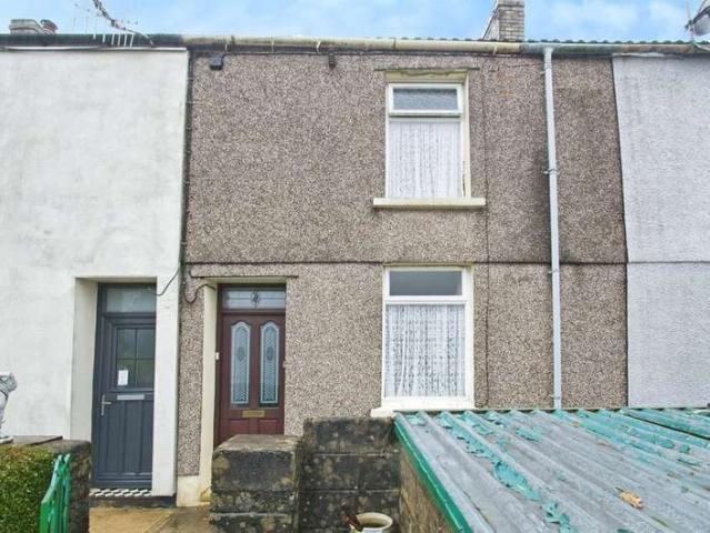 Cottage for sale in Pentre