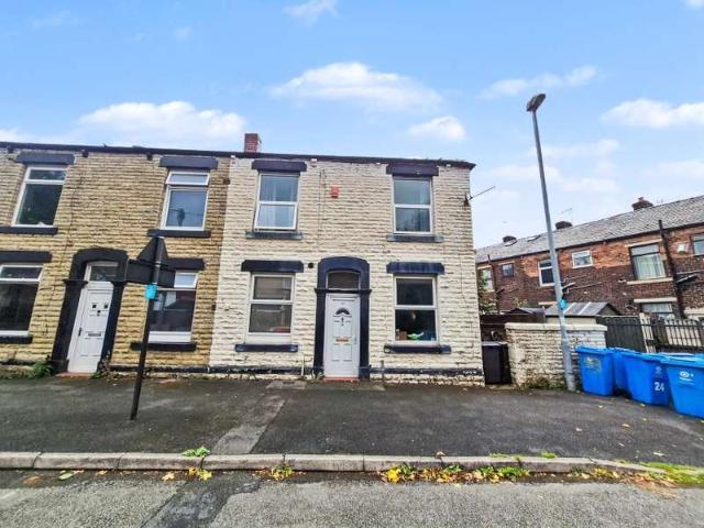 Cottage for sale in Wood End, Oldham