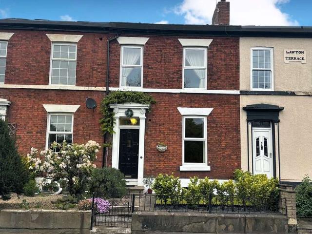 Cottage for sale in Woodbank Estate, Portwood