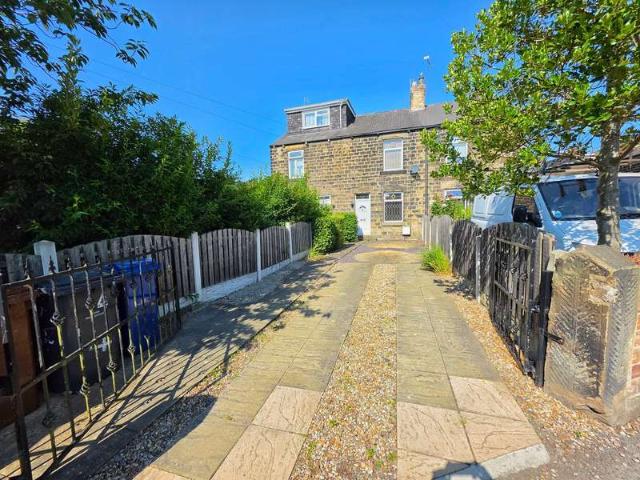 Cottage for sale in Darfield, South Yorkshire