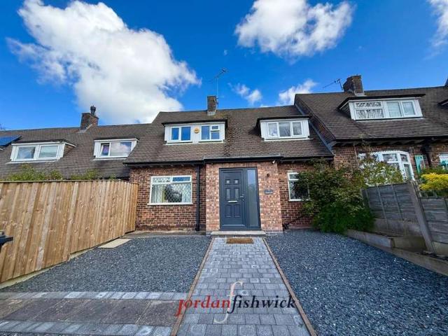 Cottage for sale in Hurdsfield, Macclesfield