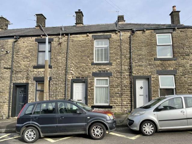 Cottage for sale in Whitfield, Charlesworth