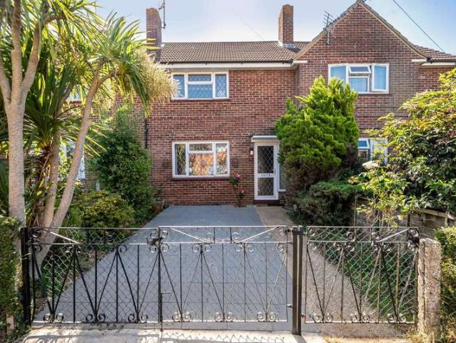 Cottage for sale in Spring Vale, Hampshire