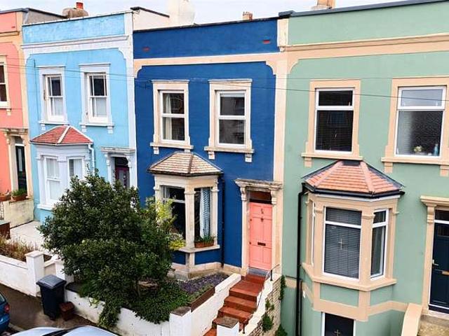 Cottage for sale in Feckenham, City Of Bristol