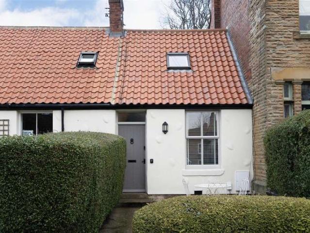 Cottage for sale in Shiremoor, North Tyneside