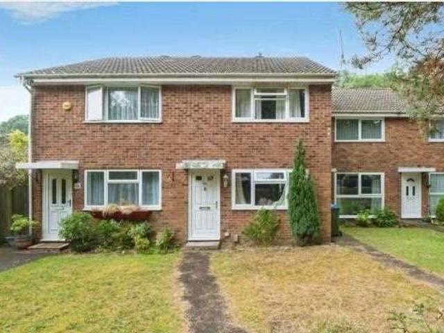 Cottage for rent in Lordswood, Southampton