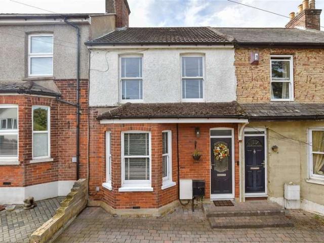 Cottage for sale in Elvington, Ash