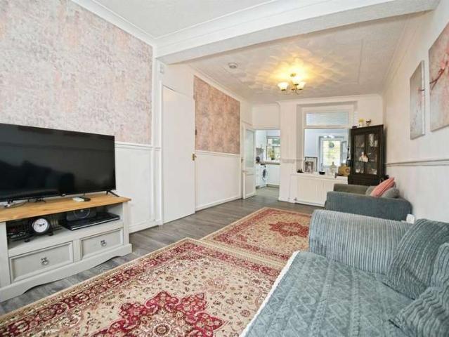 Cottage for sale in Pontygwaith, Wales