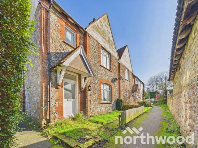 Cottage for sale in Peene, Folkestone