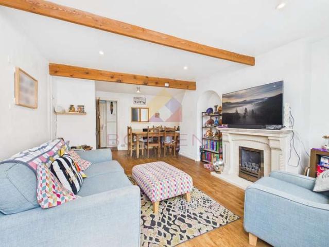 Cottage for sale in Chipping Hill, Essex